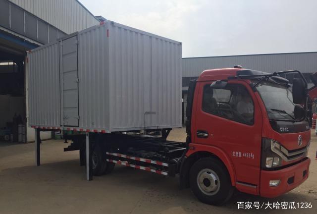 市政工程专用车：建筑与绿色共生的新篇章